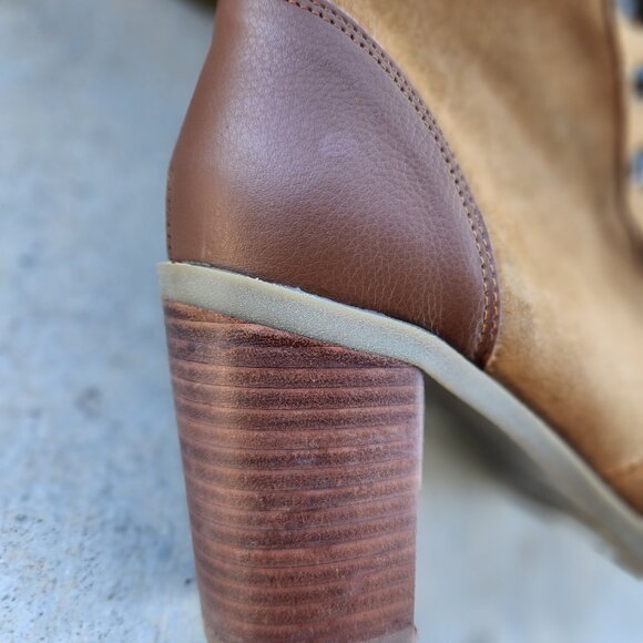 Buckle Crevo W9 Tan Leather Lace-Up Ankle Boots - Picture 6 of 7